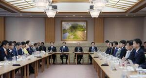 　５月１５日、衆院議長公邸で開かれた皇族数確保策に関する全体会議