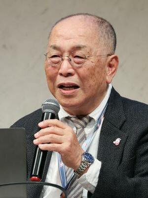 警察庁のイベントで講演する清家政明さん=28日午後、東京都渋谷区