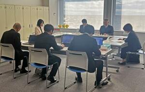 　茨城県神栖市長選を巡る県選挙管理委員会の臨時会＝２６日午前、茨城県庁
