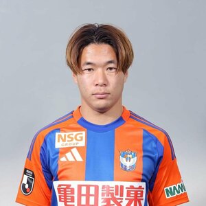 DF堀米悠斗(C)アルビレックス新潟