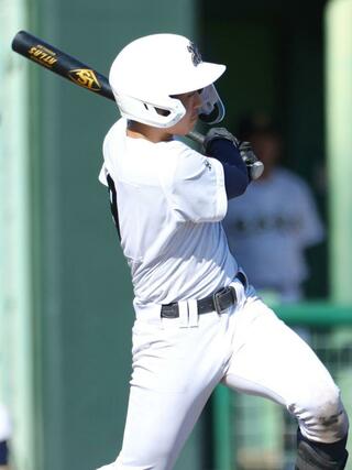 中越－日本文理　５回日本文理１死一、二塁、臼木彪牙が適時打を放ち１－３＝三条パール