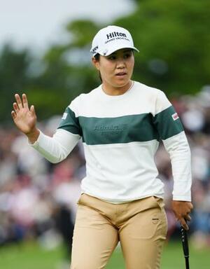 最終ラウンド、18番でバーディーパットを決めた畑岡奈紗。通算20アンダーで2位=パインビーチ・リンクス(共同)