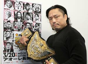ニュージャパンカップのPRをする新日本プロレスの後藤洋央紀選手=長岡市千歳1