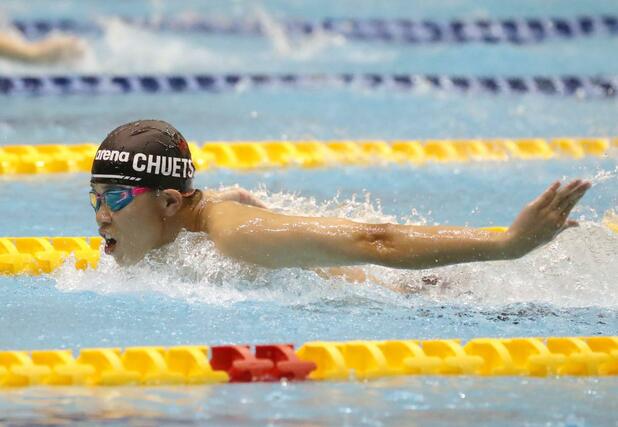 男子200メートルバタフライ決勝 優勝した山口修司(中越)=ダイエープロビスフェニックスプール