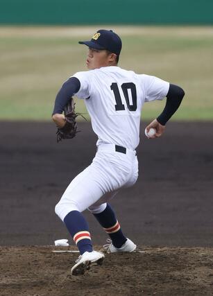 日本文理－関根学園　日本文理の先発、小網太陽＝長岡市悠久山