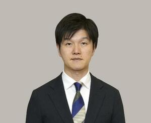 　鈴木憲和農相