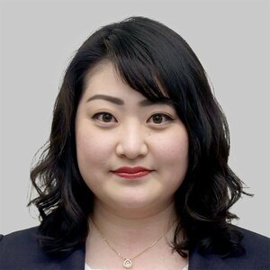 安田佳世氏