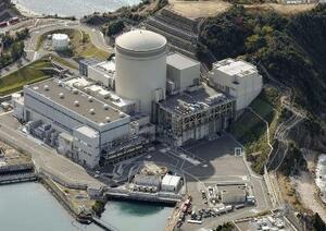 　関西電力美浜原発３号機＝２０２５年１１月、福井県美浜町