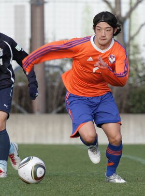 新潟時代のDF西大伍=2010年