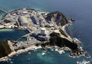 関西電力美浜原発。手前から3号機、2号機、1号機=福井県美浜町