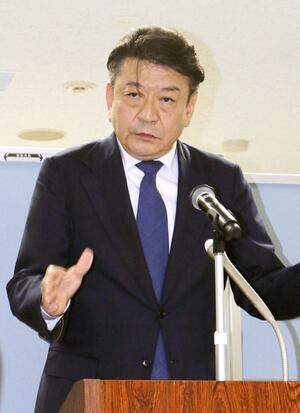 「使用前確認」を原子力規制委員会に申請後、取材に応じる東京電力の小早川智明社長＝東電本社
