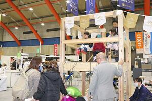 住まいに関する悩みなどを相談できる「ｉｅｎｏｍａ」の長岡会場＝２０２５年２月、長岡市千秋３