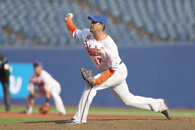 ８回２番手で登板した三上朋也