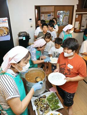 2024年夏の活動を始めた「モリスバ子ども食堂」=7月24日、新潟市西区