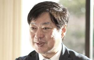 　インタビューに答える慶応大の神保謙教授