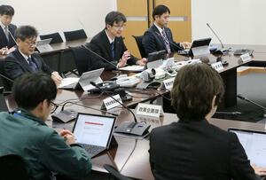 国内での豚熱の発生を受けて開かれた県の連絡会議=10日、県庁