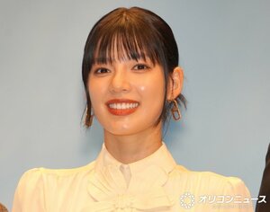 E-girlsに感謝を伝えた石井杏奈（C）ORICON NewS inc.