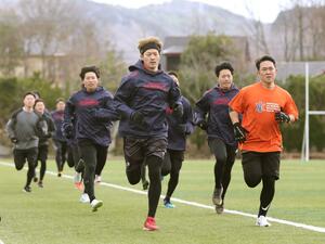 静岡キャンプをスタートさせたオイシックス新潟アルビレックスBCの選手たち=静岡県伊豆市