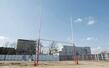 　京都市立伏見工業高跡地のラグビーポール（同市提供）
