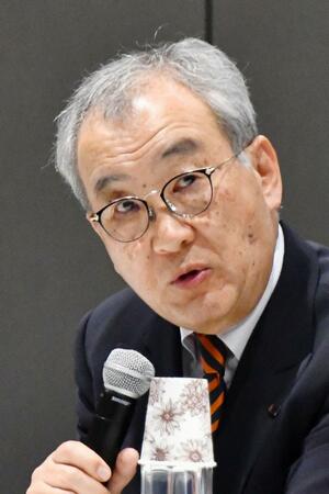 日本スポーツ協会の理事会で発言する、国民スポーツ大会委員会の山本浩委員長=4月17日午後、東京都内