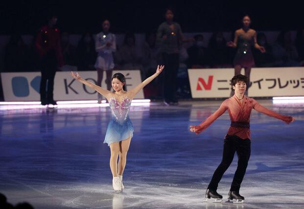 全日本「メダリスト・オン・アイス」　フィナーレに登場した中井亜美