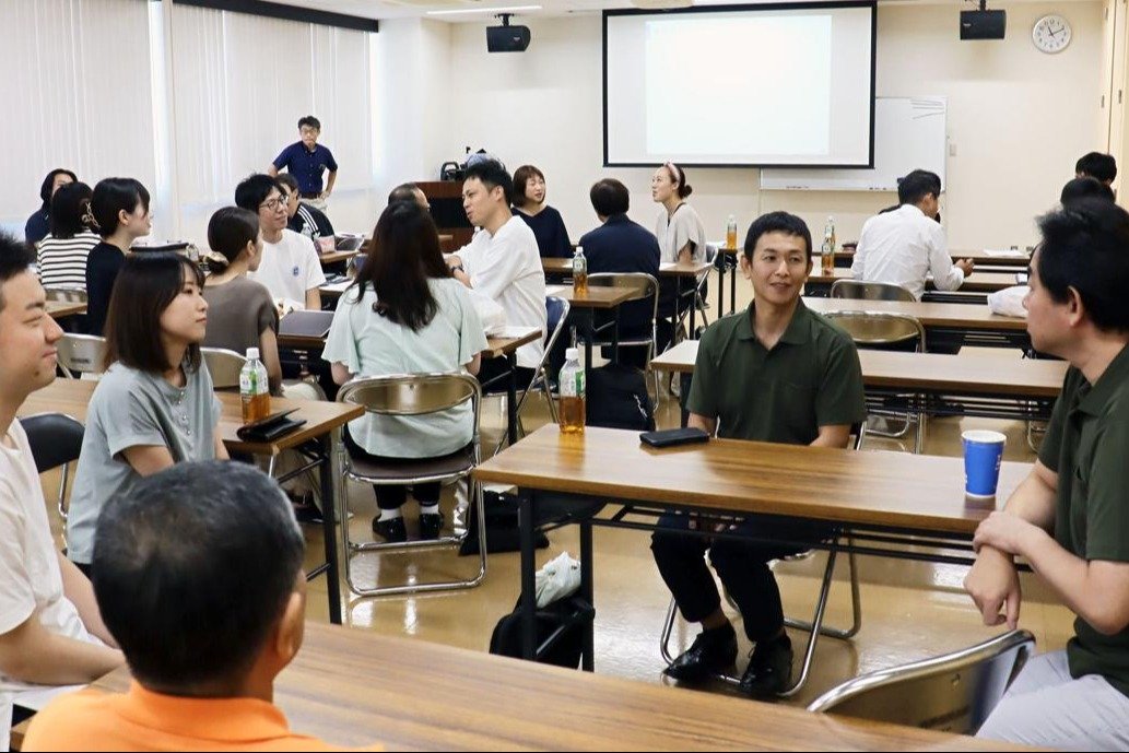 佐渡島内の教員らが研修サークル「ネクストティーチャーズ」結成 両津