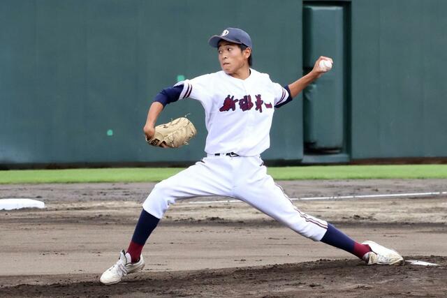 新潟第一－新潟明訓　新潟第一の先発、加藤玄馬＝三条市パールスタ
