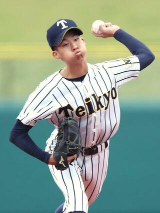 力投する帝京長岡２番手の西脇駆＝富山市下飯野の富山市民球場