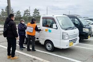 能登半島地震の被災地で実施された車両の貸し出し活動=2024年2月、石川県珠洲市(日本カーシェアリング協会提供)