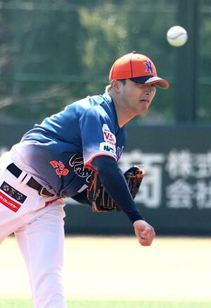 先発し5回1失点と好投した薮田和樹=ヤクルト戸田球場(写真映像部・佐藤将志)