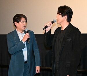 映画『アギト 超能力戦争 』大ヒット御礼舞台あいさつに登壇した(左から)賀集利樹、要潤 (C)ORICON NewS inc.