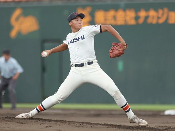六日町－開志学園　開志学園の先発・上原尚＝三条パール金属スタジアム