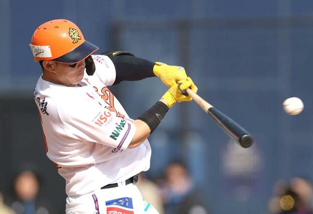 ５回オイシックス２死一二塁、大川陽大が適時打を放ち４－１