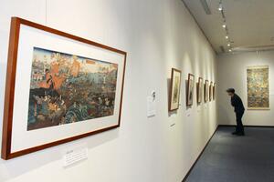 小千谷に伝わる浮世絵が並ぶ展示会=小千谷市上ノ山4