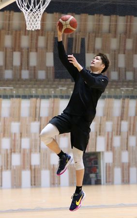 フリースロー 守備で手応え 経験不足も痛感 新潟日報デジタルプラス フリースロー 守備で手応え 経験不足も痛感 新潟日報デジタルプラス