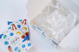 サカタ製作所が販売する単結晶氷のギフト「こどものこおり ごきげん」