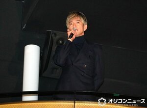 バルコニーから登場した木村拓哉 (C)ORICON NewS inc.