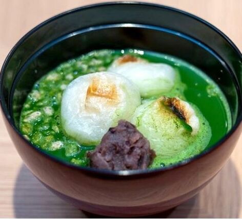 「ＴＨＥ　ＭＡＴＣＨＡ　ＣＡＦÉ　萬代庵」で提供している抹茶スイーツ
