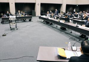 東京電力柏崎刈羽原発の安全対策について議論した県技術委員会=4月16日、新潟市中央区