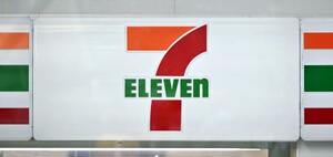 　セブン―イレブンの看板