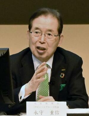 2024年4月、決算説明会で質問に答えるニデックの永守重信グローバルグループ代表=東京都千代田区