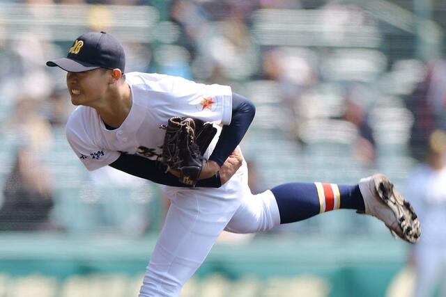 高知農－日本文理　日本文理先発の染谷崇史＝２１日、阪神甲子園球場
