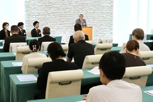 県央医師会応急診療所の現況報告会=三条市横町2