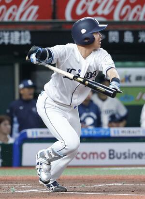 ２回西武２死一、三塁、滝沢が中前に先制打を放つ＝ベルーナドーム