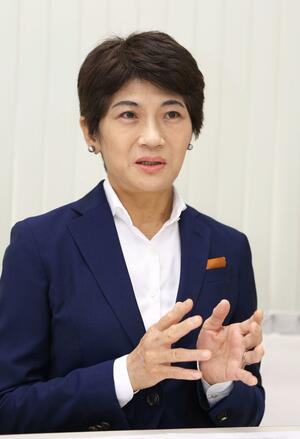 西村智奈美氏