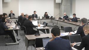 新ごみ処理場に関して市が説明した柏崎市議会12月定例会議の総務常任委員協議会=12月17日、柏崎市議会