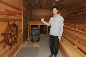 「全国から人が集まる施設にしたい」と語る小谷明久さん=新潟市中央区本町通7