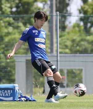 2試合連続で先発出場を狙うMF奥村仁=聖籠町