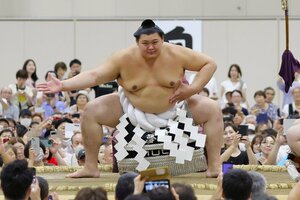 横綱大の里=2025年8月、新潟市
