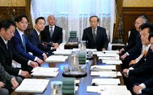 衆院の議院運営委員会理事会=19日午前、国会